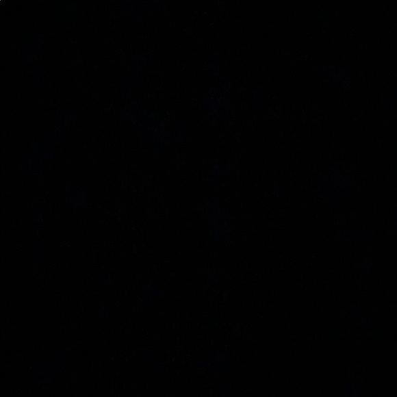 Meet your Posher, Alyssa - Picture 1 of 1